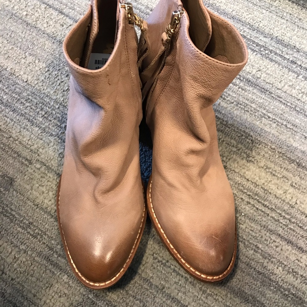Sam Edelman bootieS